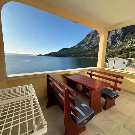 Alac Apartment