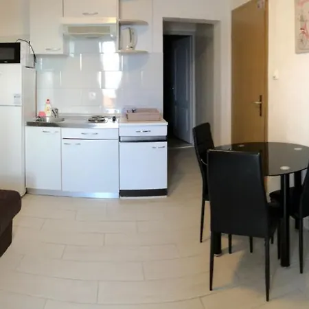 Alac Apartment
