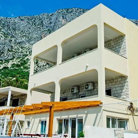 Apartment Alac *