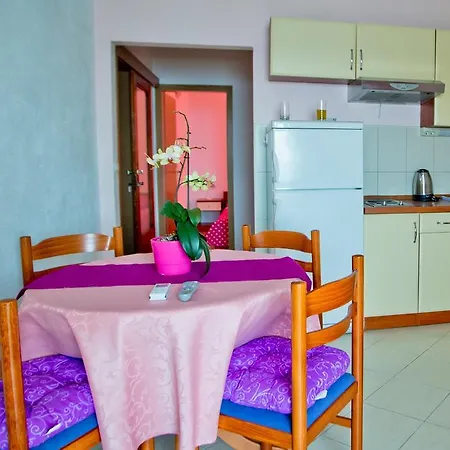 Apartment Alac *